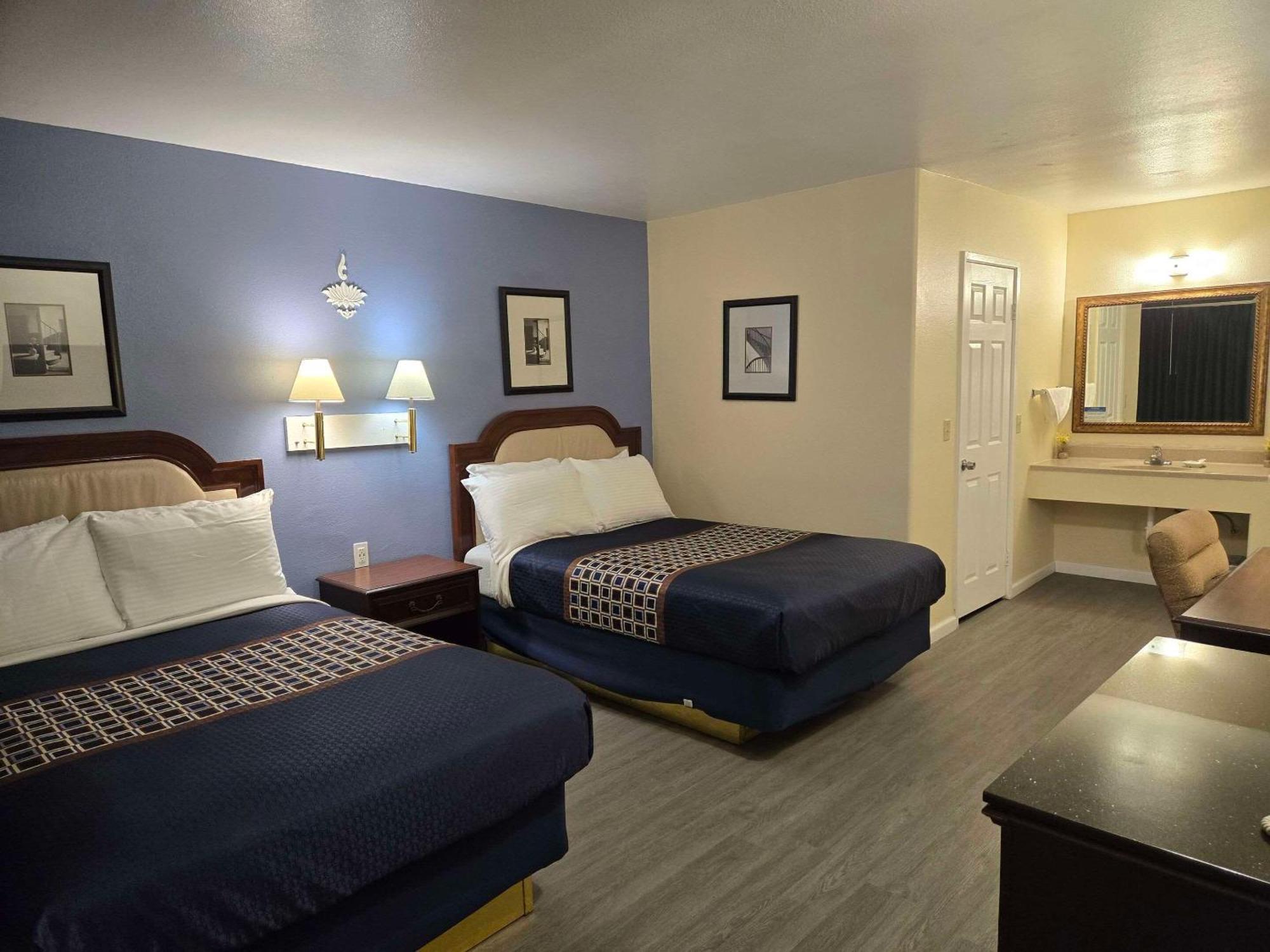 Rodeway Inn & Suites Blythe I-10 Zewnętrze zdjęcie